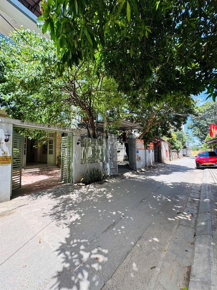 Cho thuê nhà riêng sân vườn đẹp tại Thụy Phương, Đông Ngạc, Hà Nội