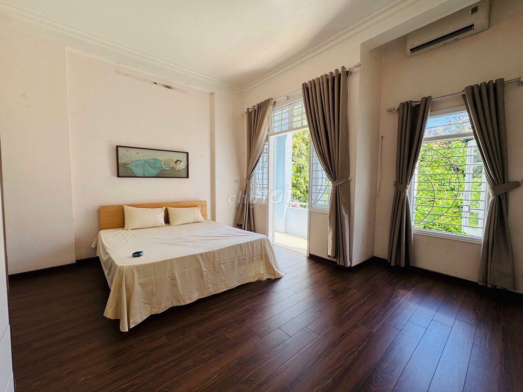 Cho thuê nhà riêng sân vườn đẹp tại Thụy Phương, Đông Ngạc, Hà Nội