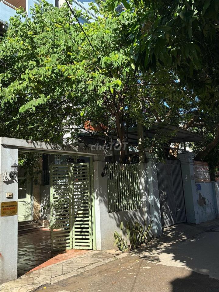 Cho thuê nhà riêng sân vườn đẹp tại Thụy Phương, Đông Ngạc, Hà Nội