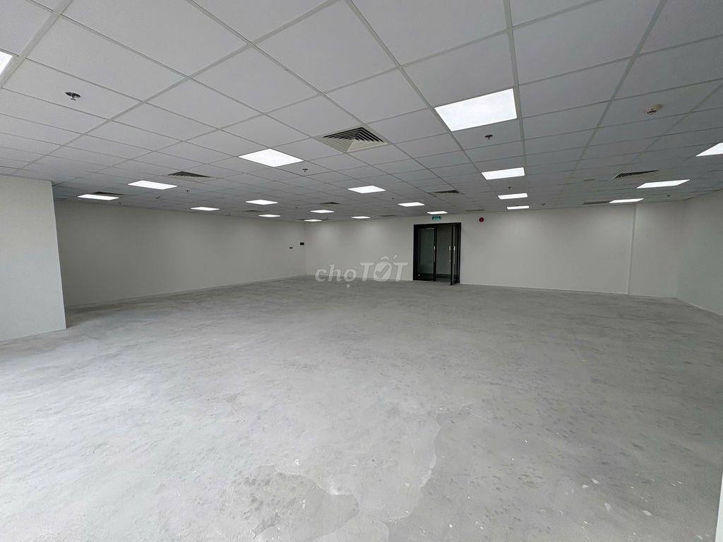 văn phòng hạng A 136m2 tại Rox Tower Goldmrk City, Bắc Từ Liêm HN