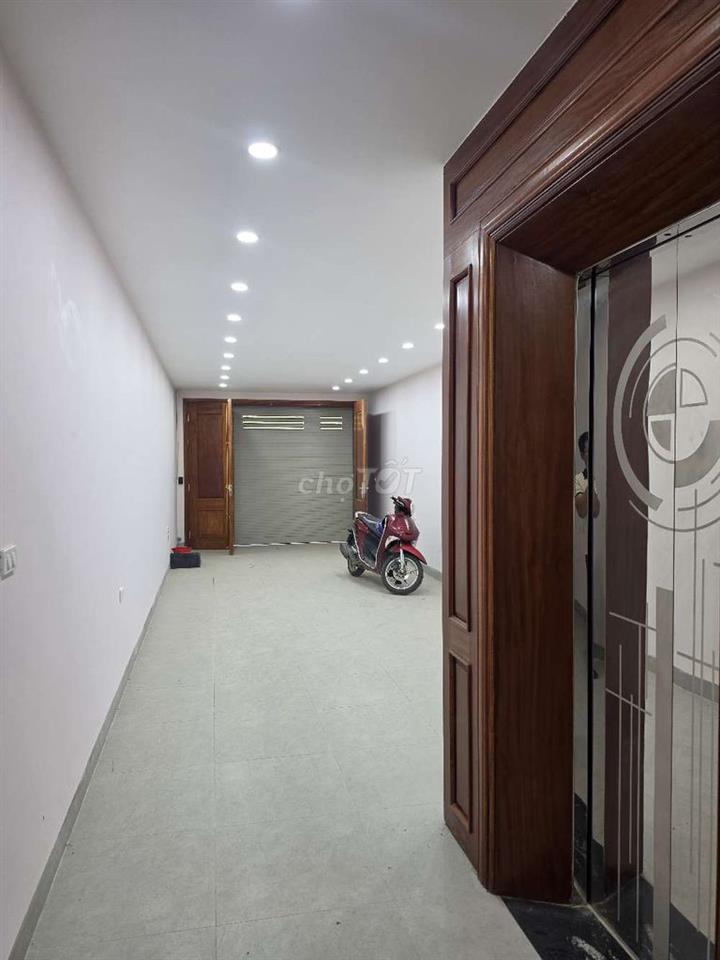 cho thuê nhà 60m ngõ oto vào nhà sát metro tuyến số 2 siêu thoáng