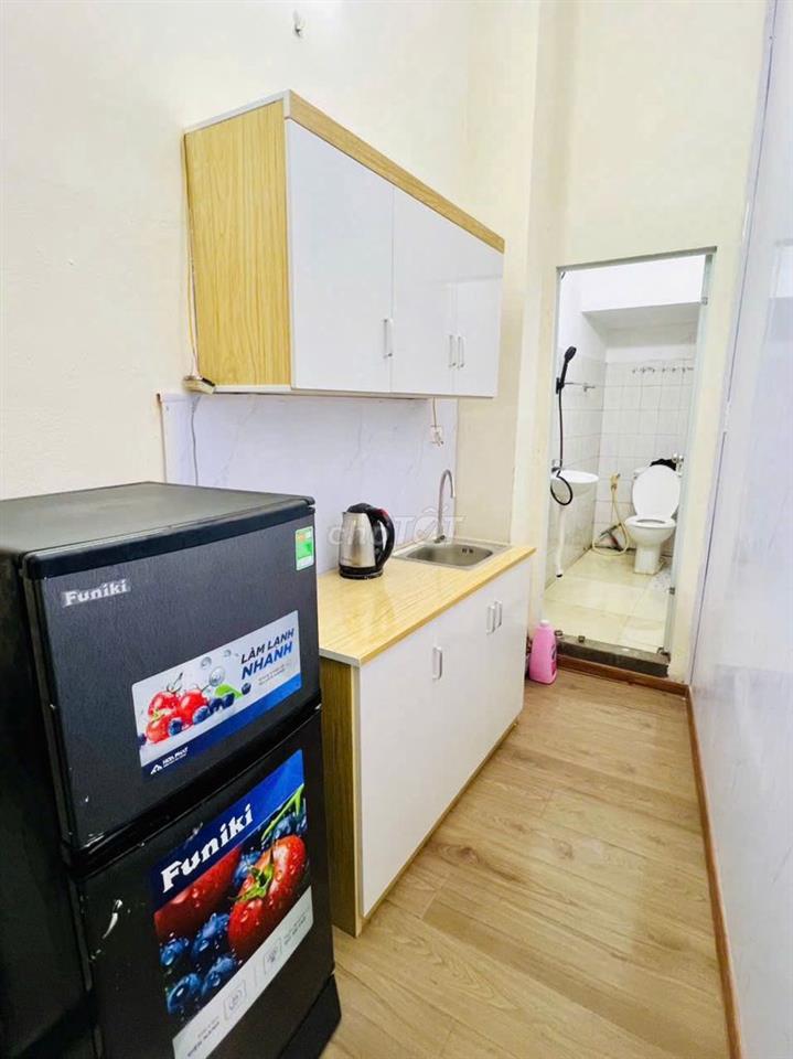 8 phòng mới tinh tại 242 Đường Láng - chân Ga Láng thuận tiện đi lại