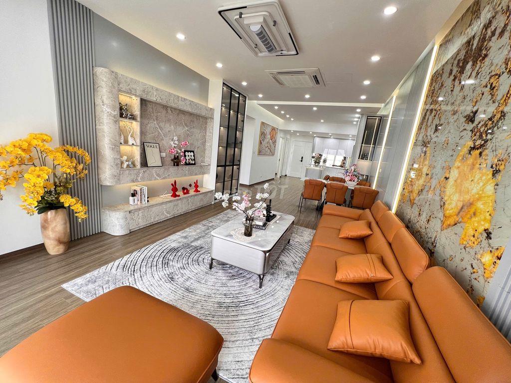 Tôi chủ nhà cần bán căn hộ Chung cư Sông Đà 7 - 135,4m2 nhà mới tinh