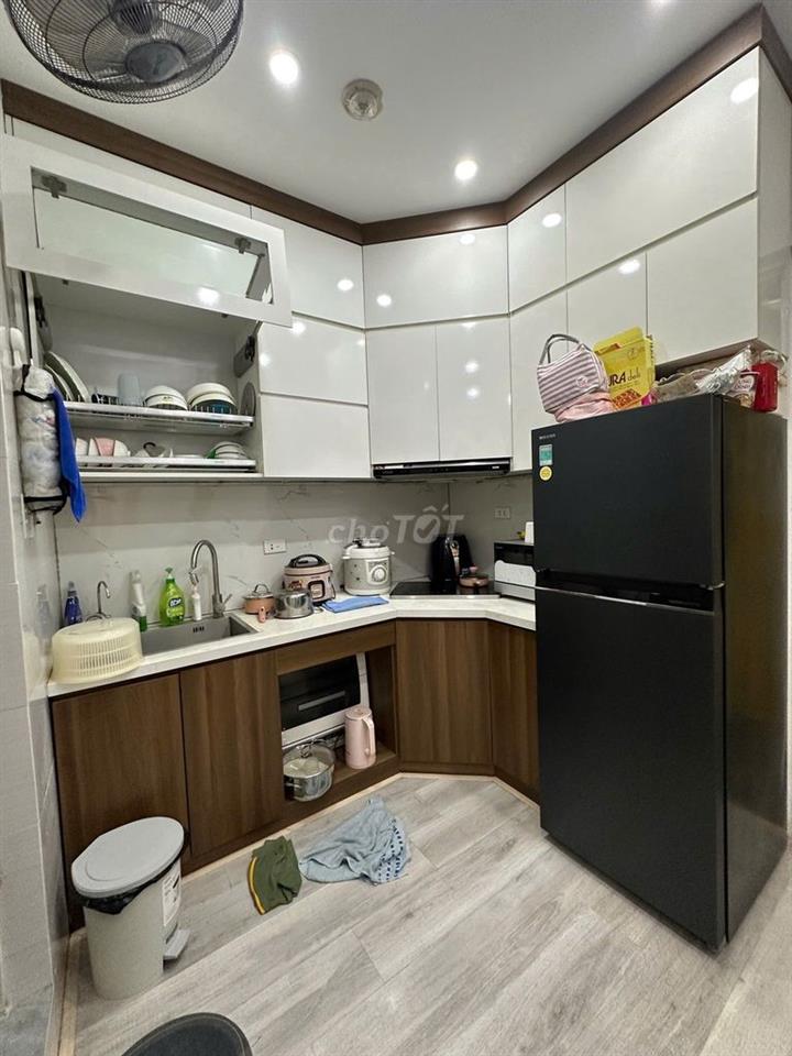 Chung cư Cầu Giấy - Sẵn 2pn  nội Thất Đẹp chỉ hơn 4tỷ