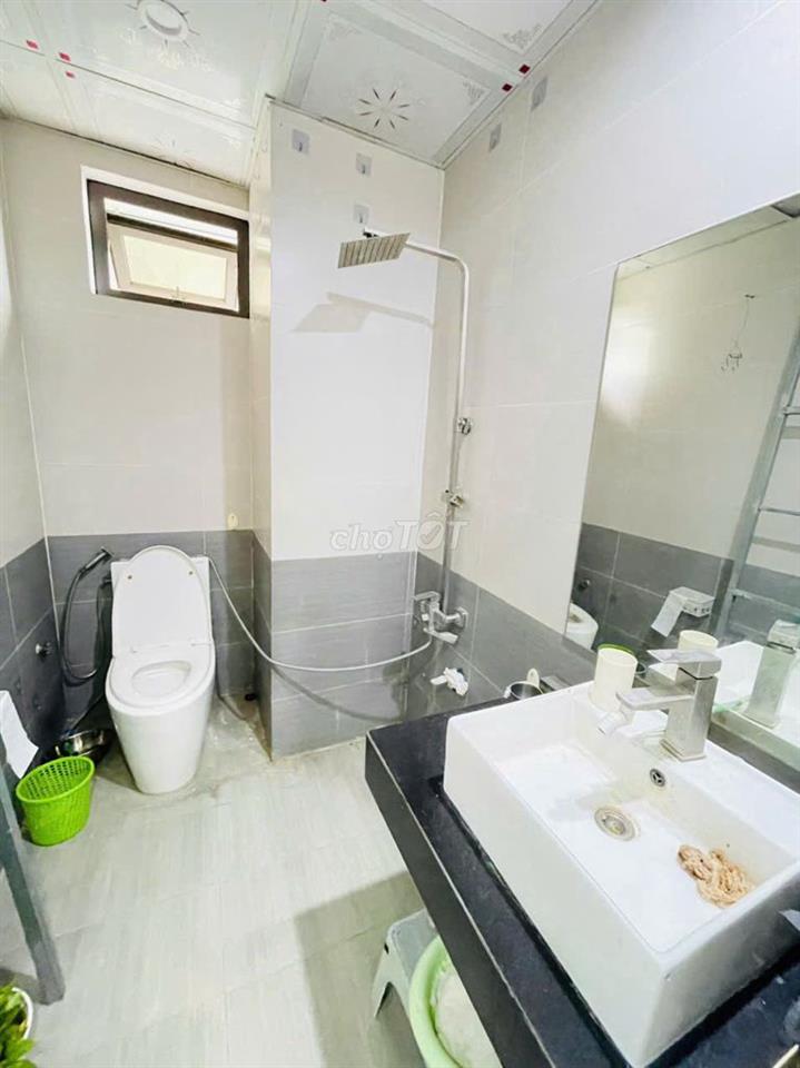 💕 Chỉ 3tỷ BÁN gấp căn hộ 2PN 1VS tại KĐT p.Yên Hoà 🔥 Sổ đỏ lâu dài ♻️