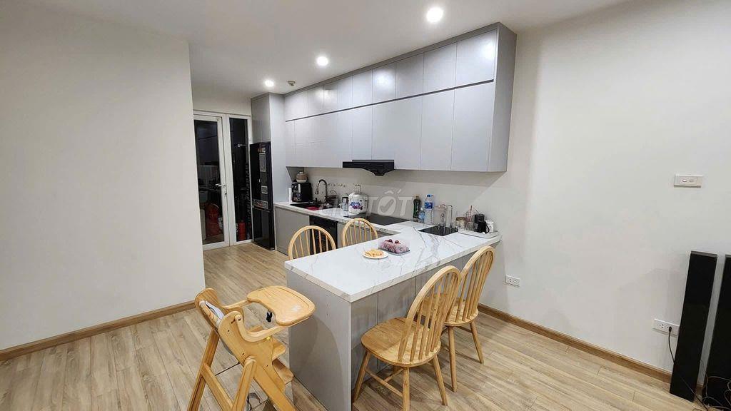 Bán chung cư MIPEC 3 ngủ - 90m2- ô tô - 9,5 tỷ