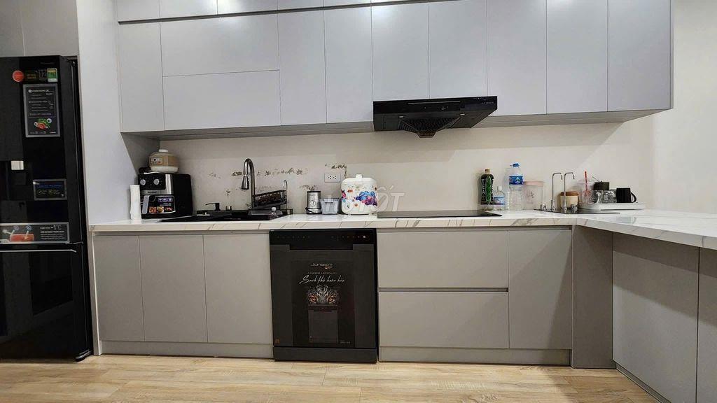 Bán chung cư MIPEC 3 ngủ - 90m2- ô tô - 9,5 tỷ