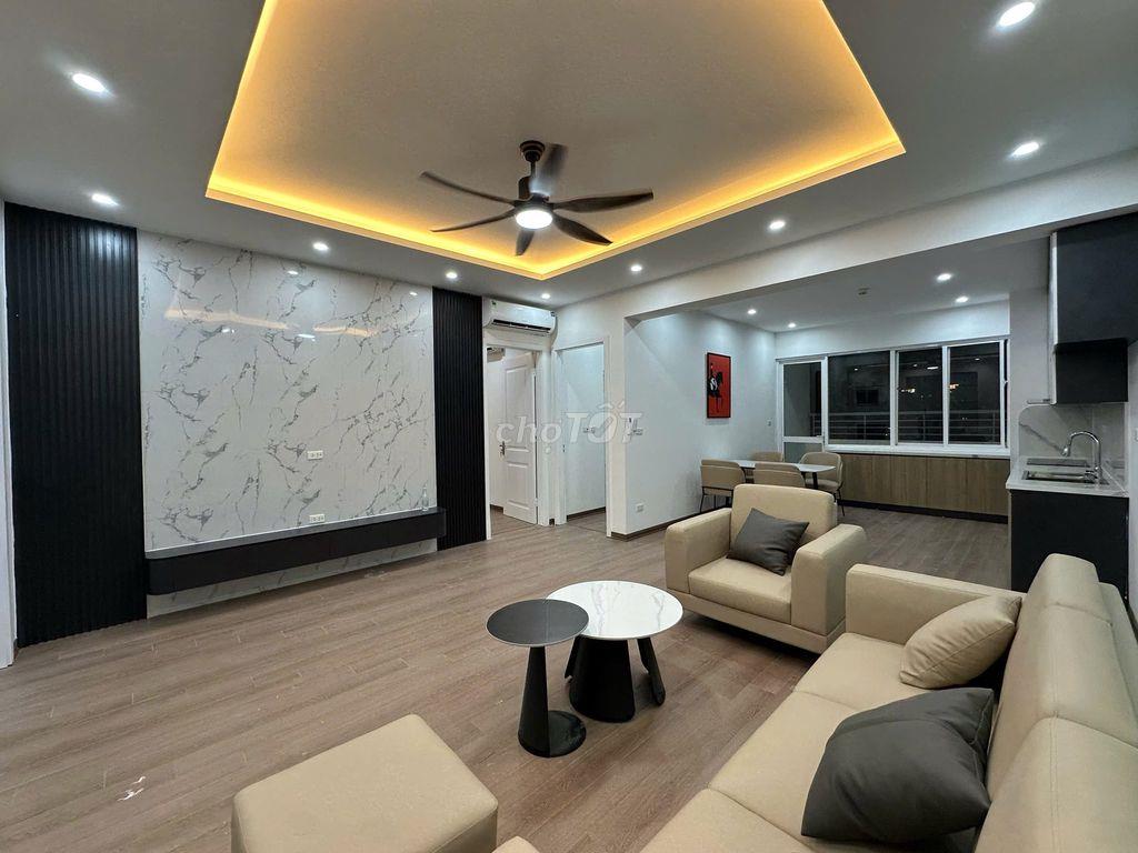 Bán chung cư MIPEC 2 ngủ - 82m2- ô tô - 9,3 tỷ