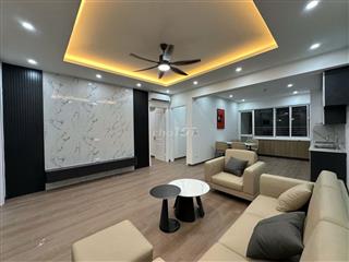 Bán chung cư MIPEC 2 ngủ - 82m2- ô tô - 9,3 tỷ