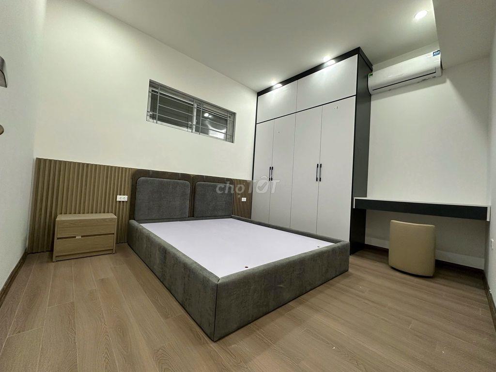 Bán chung cư MIPEC 2 ngủ - 82m2- ô tô - 9,3 tỷ