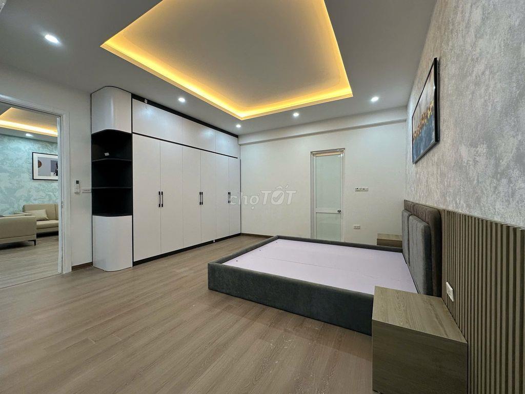 Bán chung cư MIPEC 2 ngủ - 82m2- ô tô - 9,3 tỷ