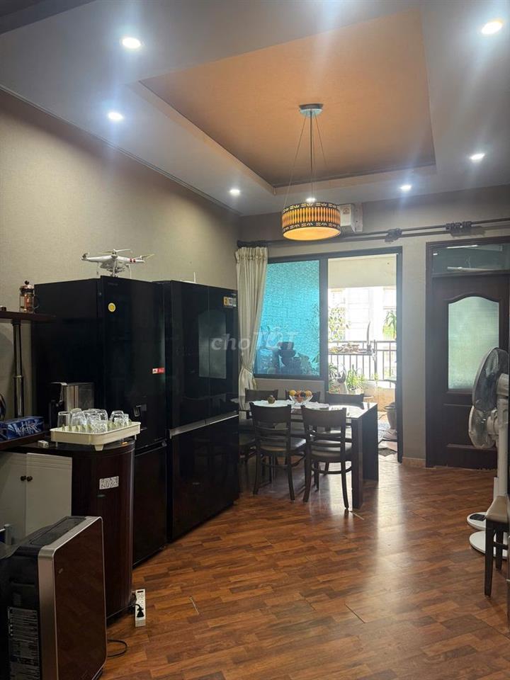 Bán căn hộ chung cư 17T Trung Hoà Nhân Chính