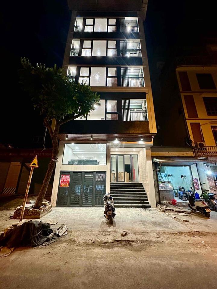 🏡 🏡🏡-  chính chủ cho thuê 👏👏 🏰 - Tầng văn phòng mới 100% 🏡 - Diện tích
