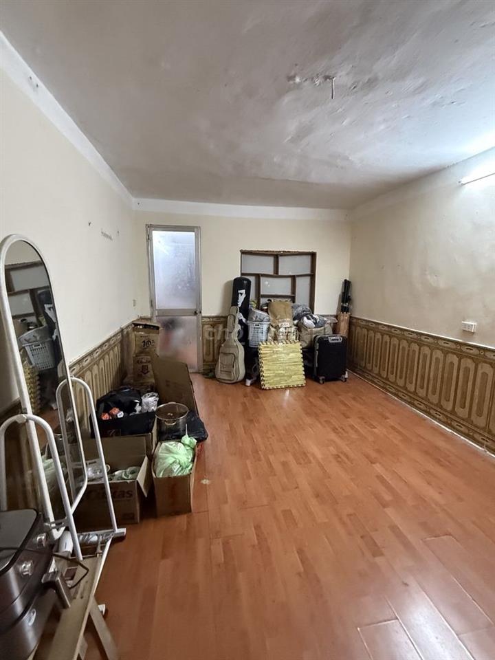 Căn hộ tầng 4, 70m2, 2 ngủ, 7 triệu/tháng