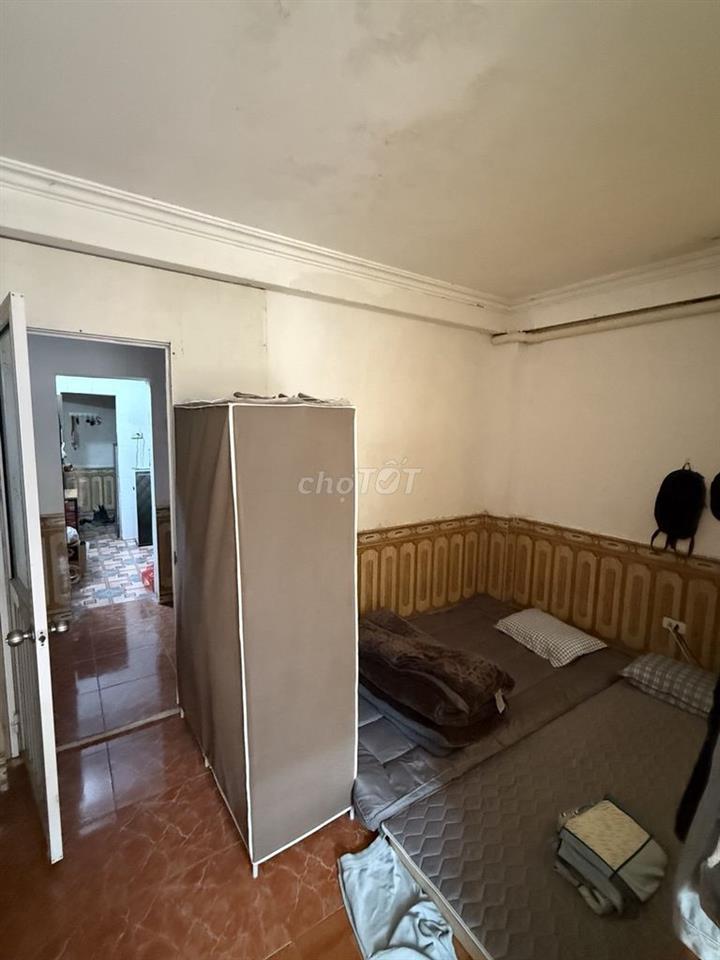 Căn hộ tầng 4, 70m2, 2 ngủ, 7 triệu/tháng