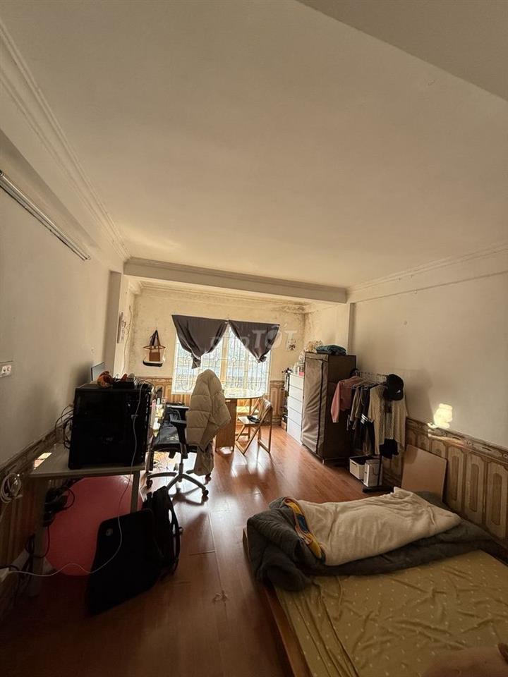 Căn hộ tầng 4, 70m2, 2 ngủ, 7 triệu/tháng