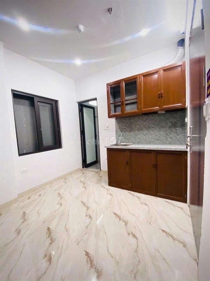 Cho thuê phòng Mới, đủ đồ giá 3tr2. PCCC đầy đủ. Ngõ ô tô 201 Tựu Liệt