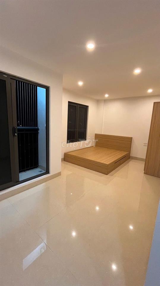 Cho thuê nhà mới, đủ đồ, MÁY GIẶT RIÊNG, XE ĐIỆN, gần chợ, bệnh viện