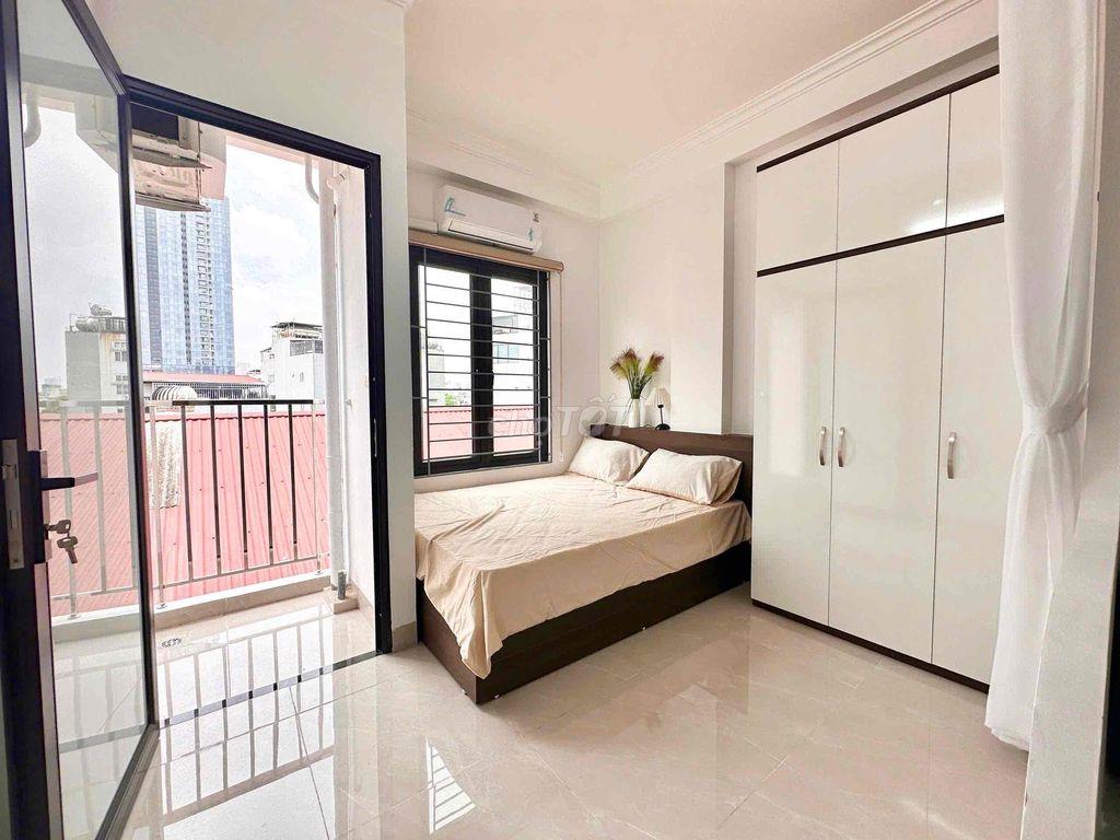 ĐỐI DIỆN ĐH  THƯƠNG MẠI  CĂN HỘ 1N1K FULL ĐỒ BAN CÔNG THOÁNG