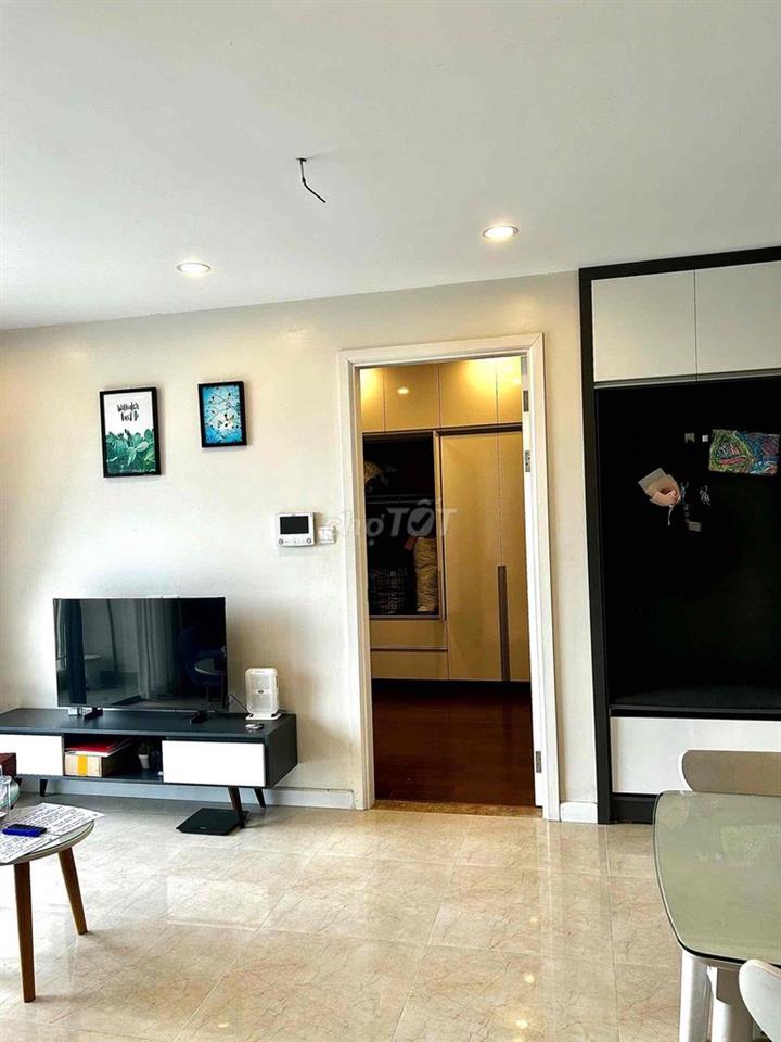 Cho thuê chung cư D'capitale Trần Duy Hưng