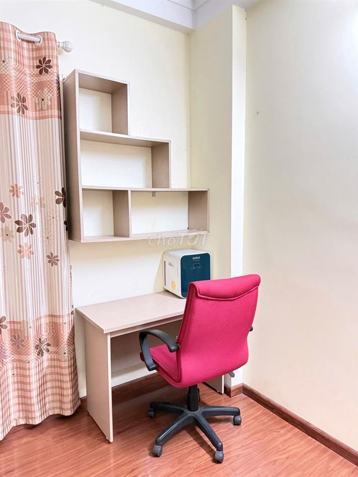 Cho thuê nhà riêng ngõ 255 Cầu Giấy, dt 35m x 5 tầng, 3 ngủ, 1 pk, bếp
