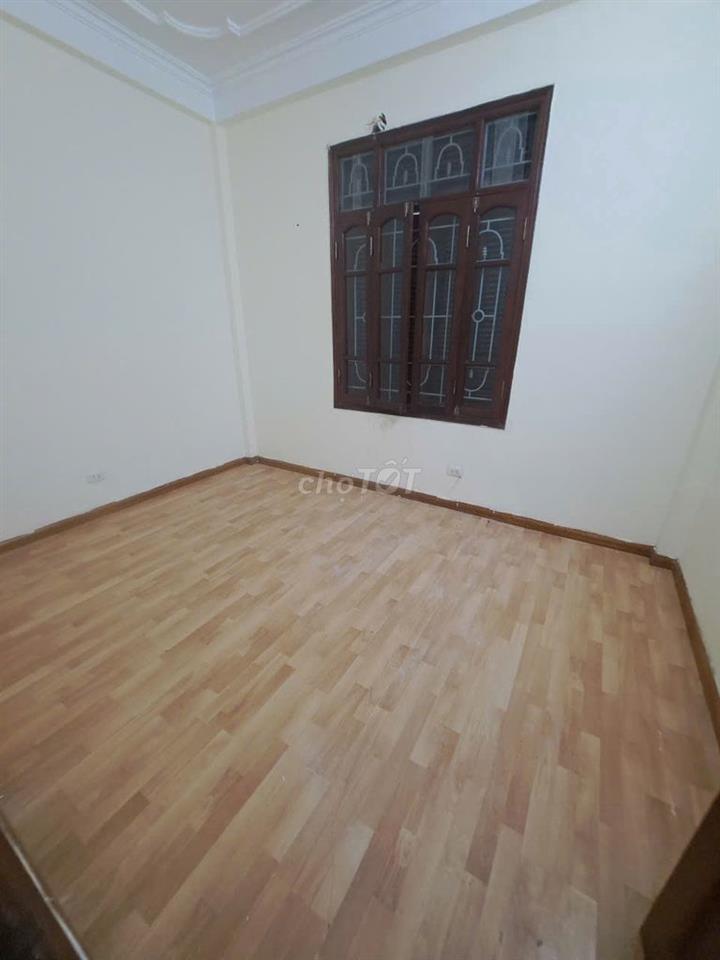 Cho thuê nhà ngõ 61 phố Phạm Tuấn Tài - 65M x 5 tầng đường ô tô tránh