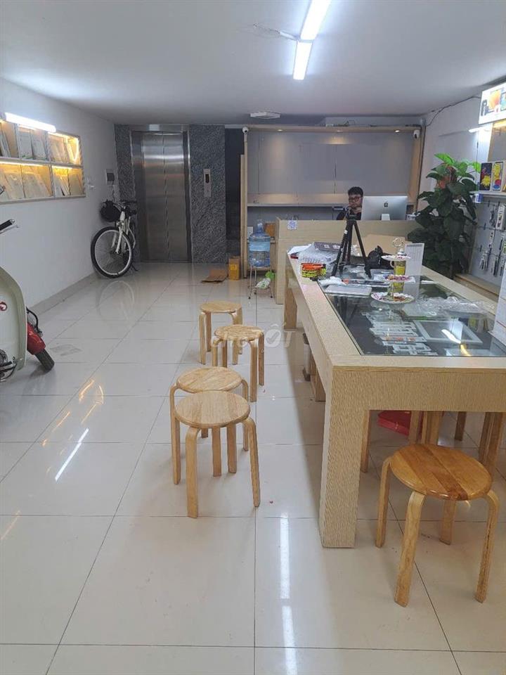 Nhà ngõ 6 Trần Quốc Hoàn - Dt 60m2 x 2 tầng - Tiện làm VP - Kinh Doanh