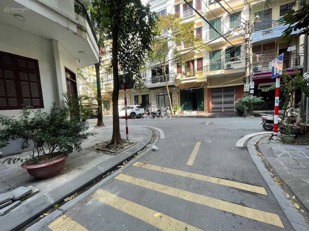 Cho thuê nhà ngõ 125 Trung Kính,  Diện tích 55m2 x 6 tầng có Thang Máy