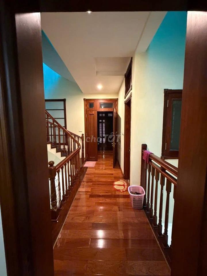 Nhà liền kề ngõ 37 phố Trần Kim Xuyến, 75M x 5 tầng nhà đẹp, đủ đồ Nt