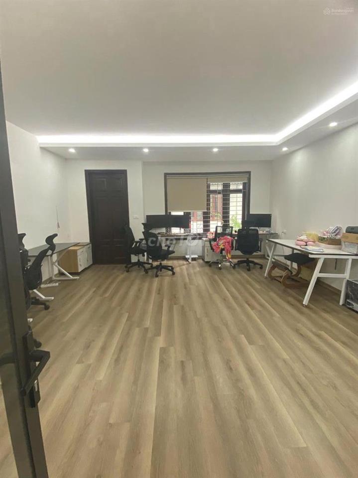 Cho Thuê Nhà Ngõ 122 Trung Hòa - 100M x 5 Tầng - Kinh Doanh /Văn Phòng