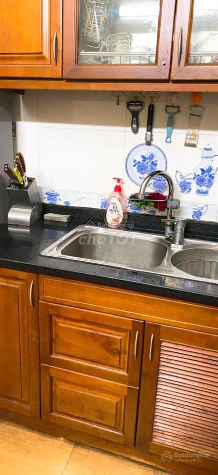 Nhà ngõ 221 Trung Kính 40m2 x 4 tầng mỗi tầng 2p+ 1 wc có nội thất