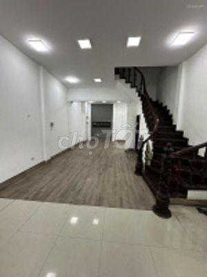 Nhà thuê ngõ 216 Trung Kính  60m2 x 5T  làm Văn phòng, Lớp học, online