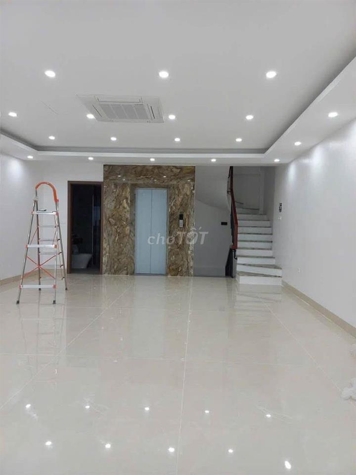 NHÀ PHỐ MẠC THÁI TỔ – MỚI XÂY, CÓ THANG MÁY, THÔNG SÀN GIÁ CỰC TỐT