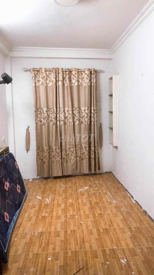 Cho thuê nhà 4 phòng ngủ full đồ 12,5tr Nguyễn Văn Huyên, Cầu Giấy
