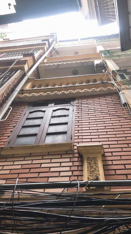 Cho thuê nhà 4 phòng ngủ full đồ 12,5tr Nguyễn Văn Huyên, Cầu Giấy
