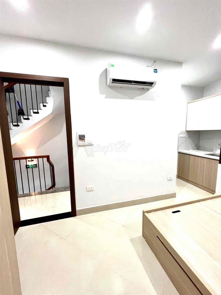 Cho thuê nhà 3 tầng mới tinh full đồ ngõ 343 An Dương Vương