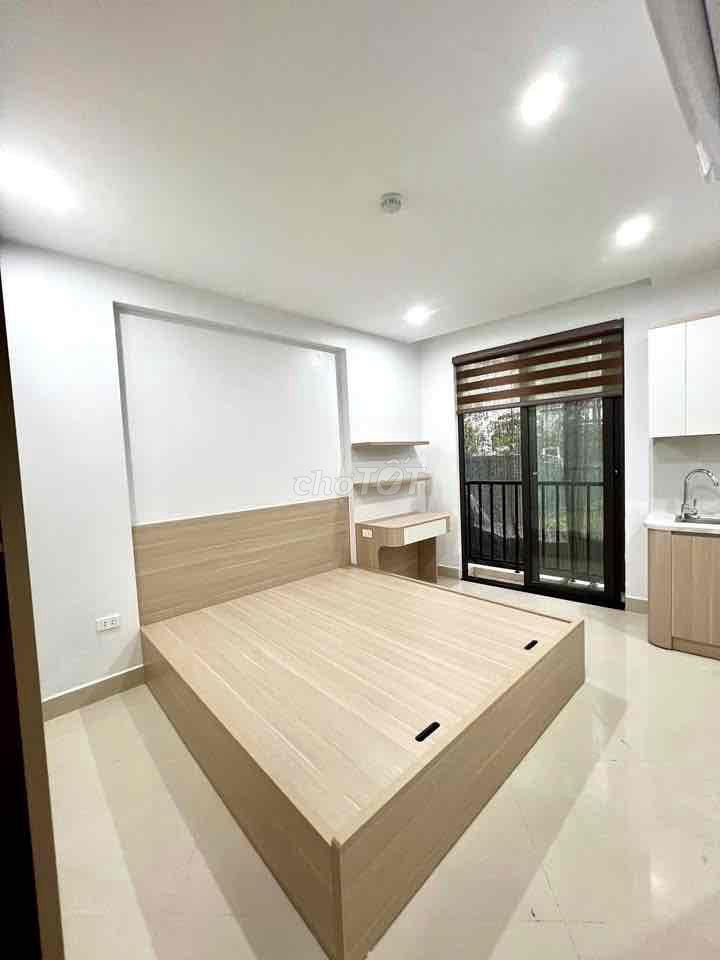 Cho thuê nhà 3 tầng mới tinh full đồ ngõ 343 An Dương Vương