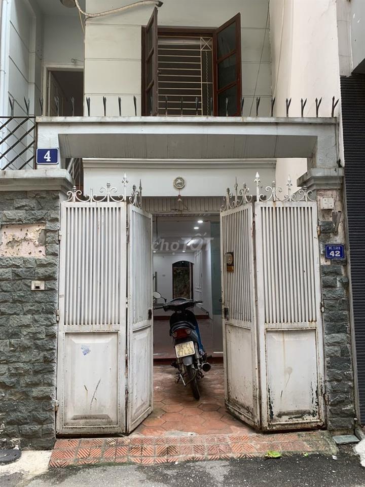 Cho thuê nhà nguyên căn phố Trung Kính - ngõ oto
