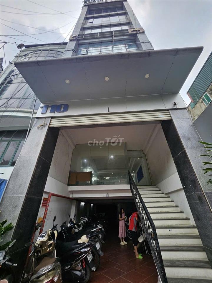 Mặt bằng thông sàn làm văn phòng hoặc Showroom mặt phố Phạm văn Đồng