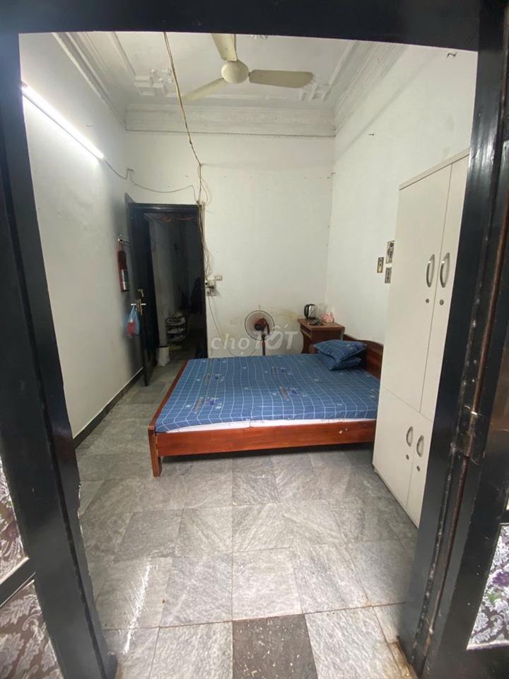 Cho thuê phòng tầng 2 ngõ 389 Hoàng Quốc Việt