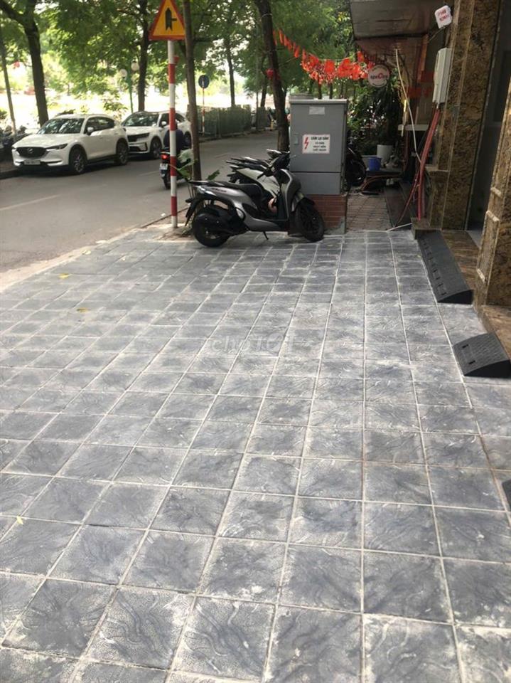 Cho thuê mặt bằng kinh doanh phố Nguyễn Khang