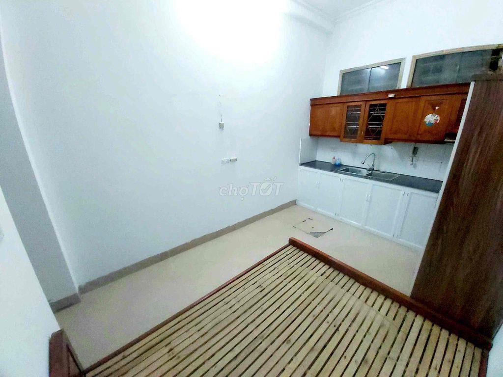 ngõ 225 Lạc Long Quân