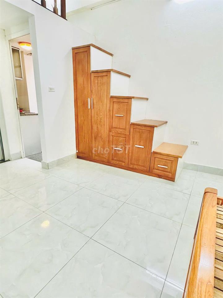 Cho thuê CCMN Studio Cầu Giấy 32m2 - 4,x