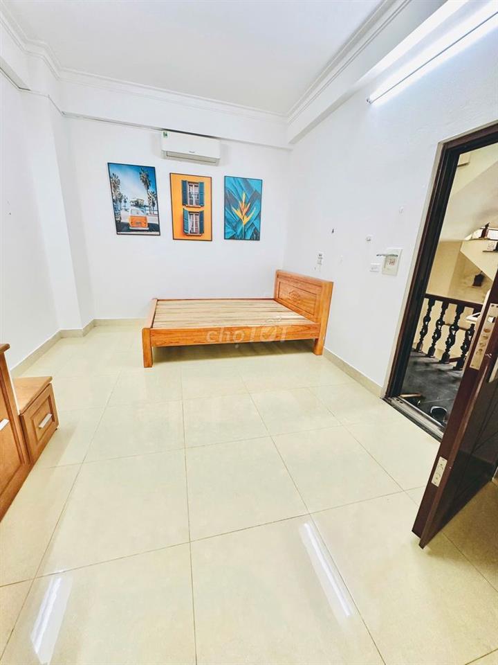 Cho thuê CCMN Studio Cầu Giấy 32m2 - 4,x