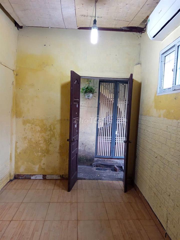 Cho thuê nhà cấp 4 đường Nguyễn Khang