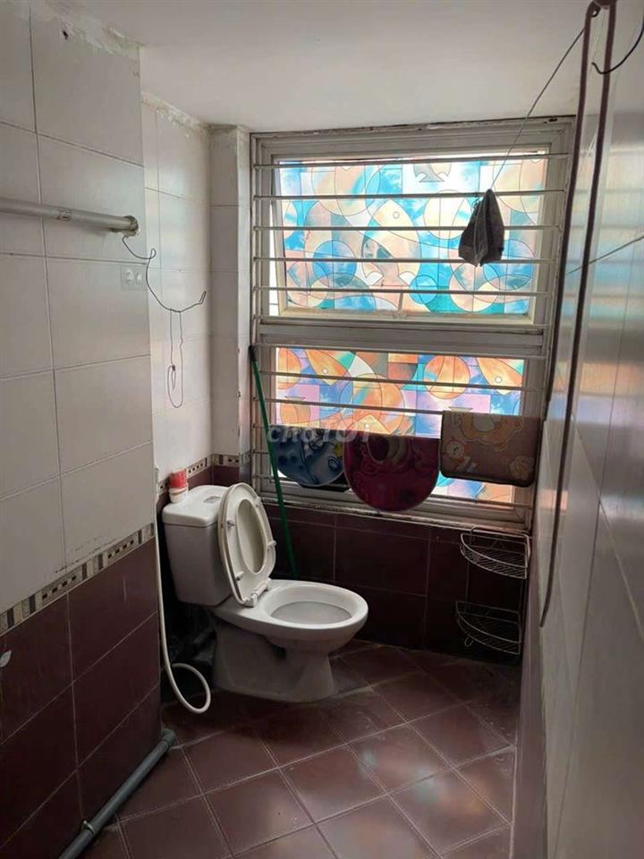 CHO THUÊ CĂN HỘ 80m²,TẦNG 3, 2 PHÒNG NGỦ, GẦN TRƯỜNG HỌC, BẾN XE BUÝT