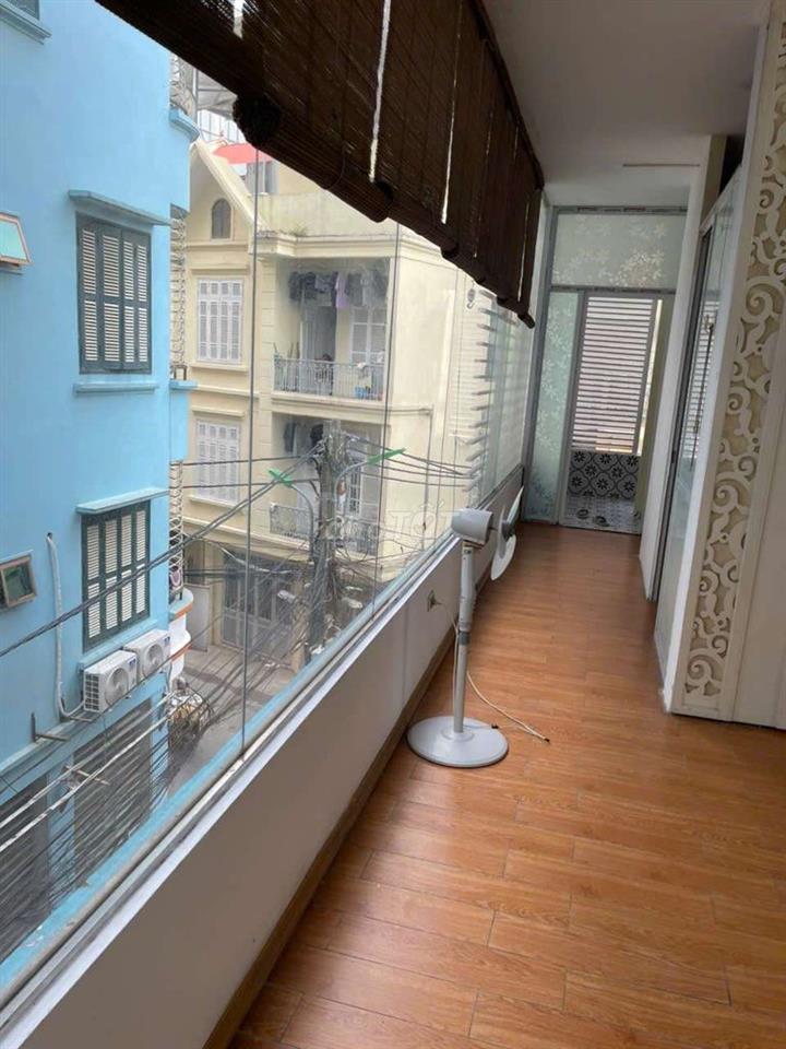 CHO THUÊ CĂN HỘ 80m²,TẦNG 3, 2 PHÒNG NGỦ, GẦN TRƯỜNG HỌC, BẾN XE BUÝT