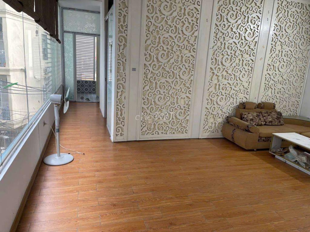 CHO THUÊ CĂN HỘ 80m²,TẦNG 3, 2 PHÒNG NGỦ, GẦN TRƯỜNG HỌC, BẾN XE BUÝT