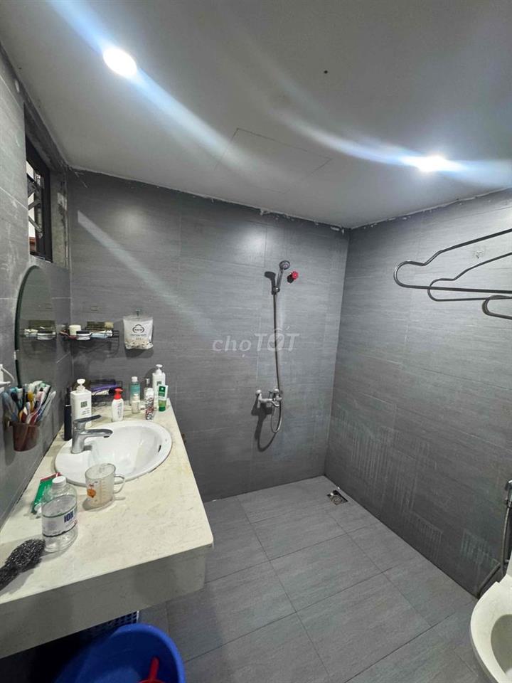 CCMN sạch đẹp trung tâm Yên Hoà 2 phòng ngủ