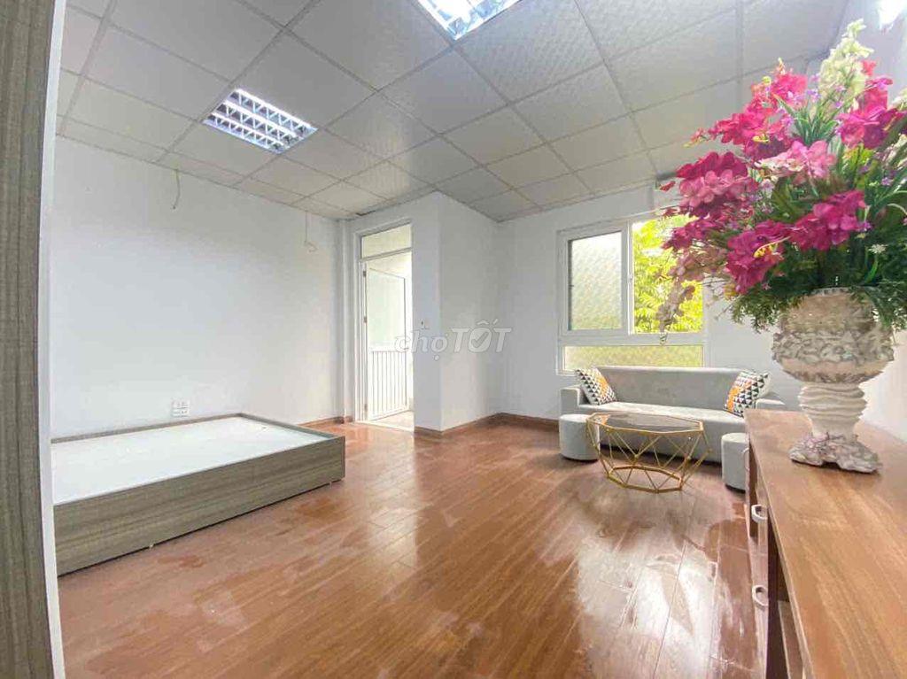 Phòng 1N1K cạnh trường ĐH Điện Lực, Kỹ Thuật Quân Sự
